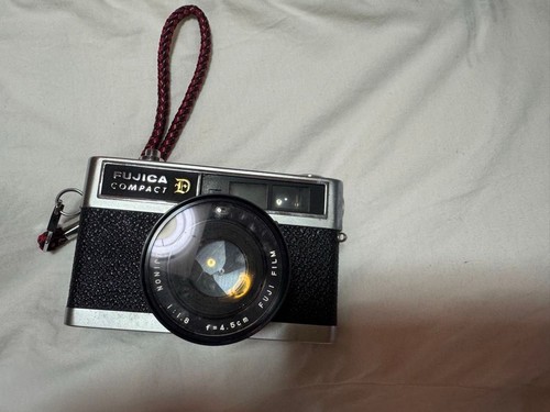 Fujica compact 35mm film - compact, d